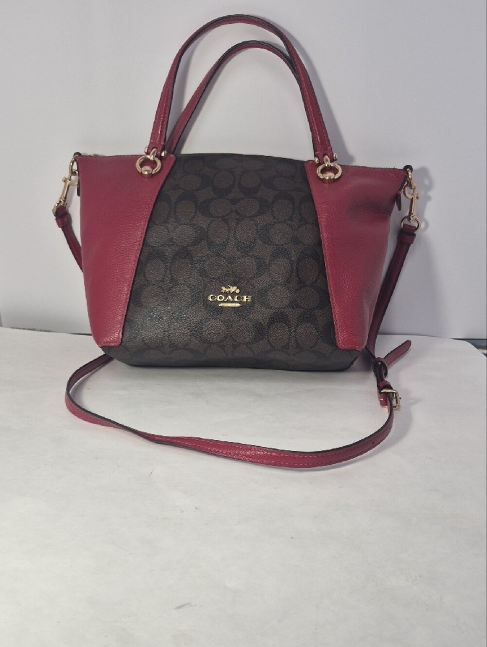 Coach Signature Satchel with Red Trim and Gold Hardware - Picture 9 of 9